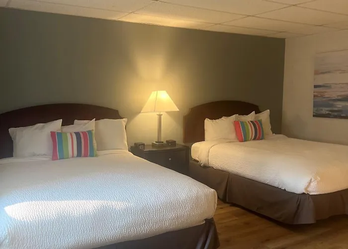 Hyannis Inn