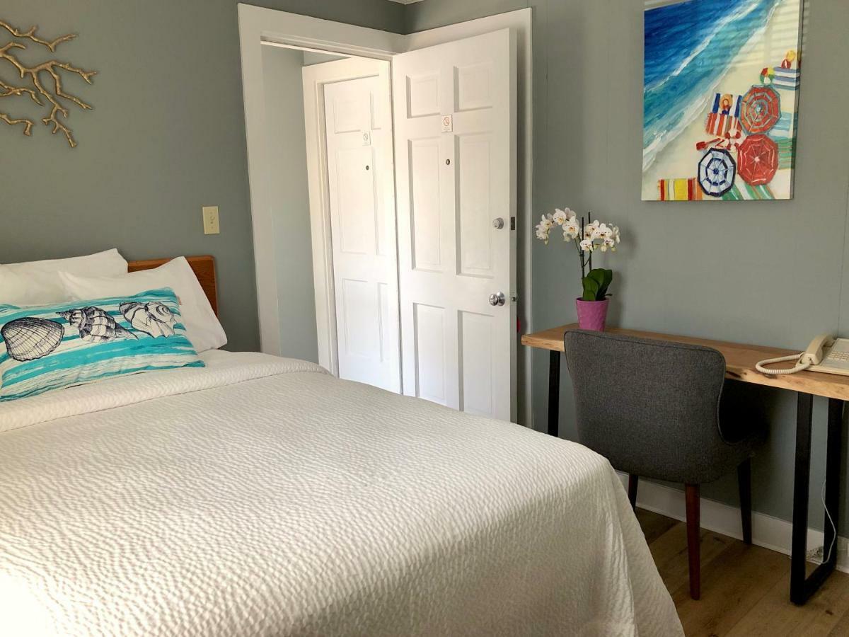 Hyannis Inn Motel