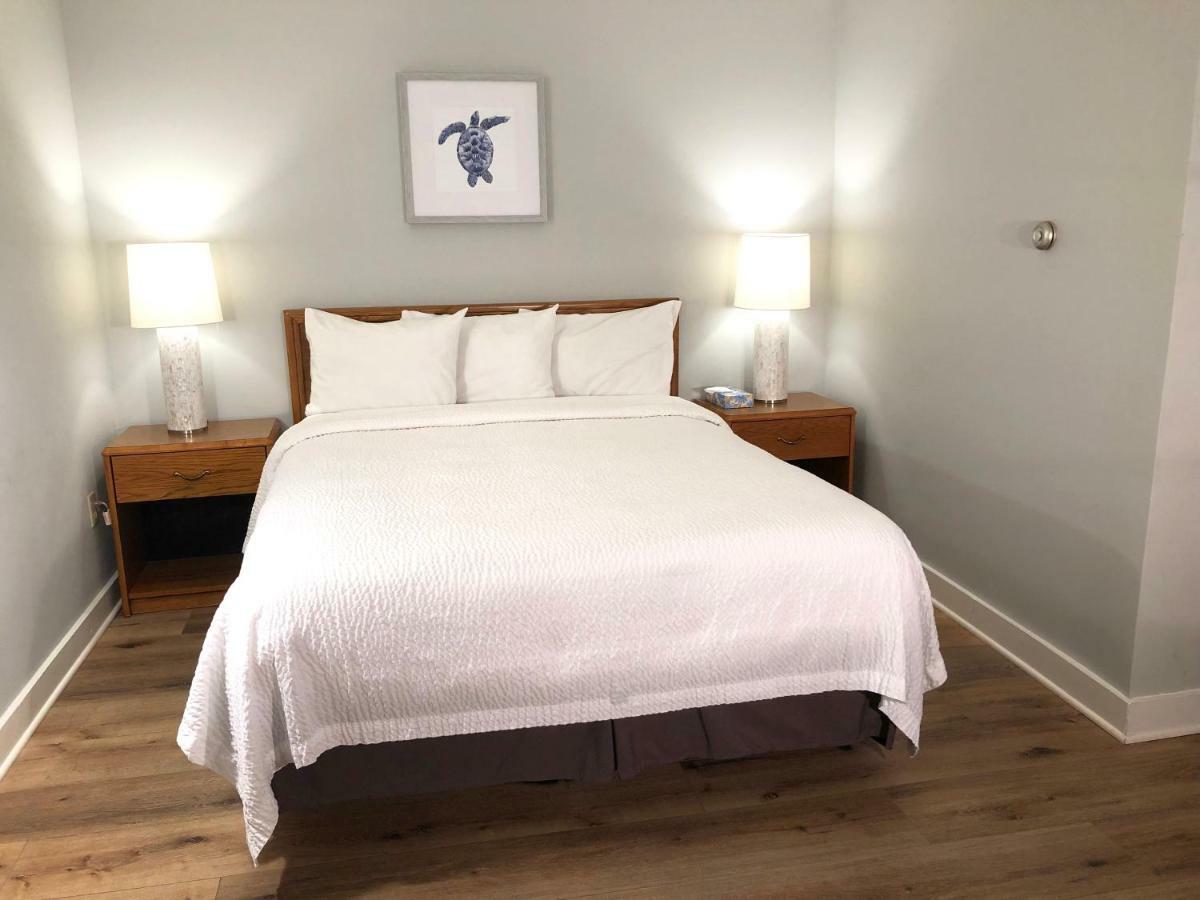 Hyannis Inn